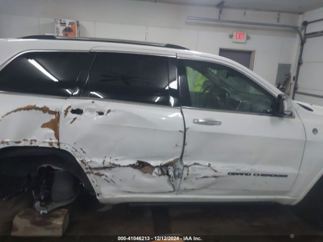 1C4RJFCG8JC190050 Jeep Grand Cherokee Overland 4x4