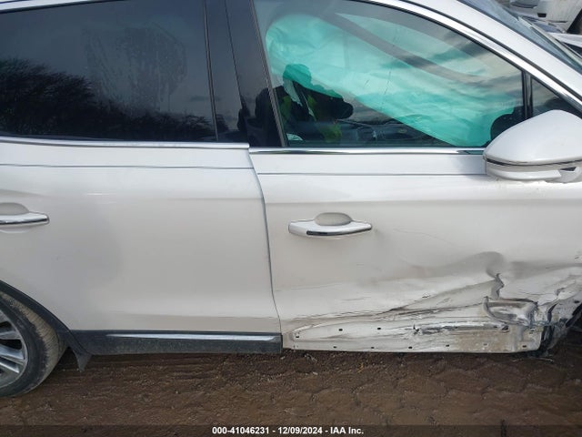 2LMTJ6LR8GBL22448 Lincoln Mkx Reserve