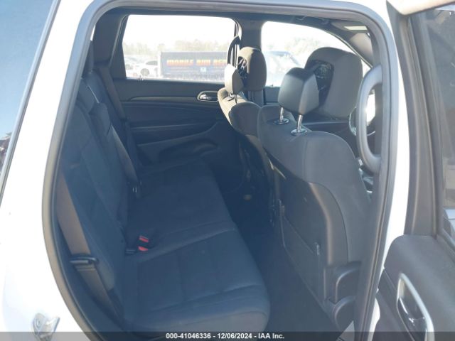 1C4RJFAG5KC817890 Jeep Grand Cherokee Laredo E 4x4