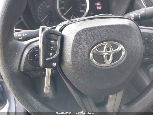 Toyota COROLLA LE 2022 JTDEPMAEXN3020006 Image 11
