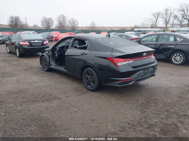 5NPLS4AG7MH031538 Hyundai ELANTRA SEL
