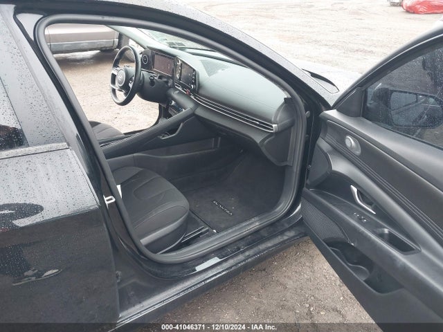 5NPLS4AG7MH031538 Hyundai ELANTRA SEL