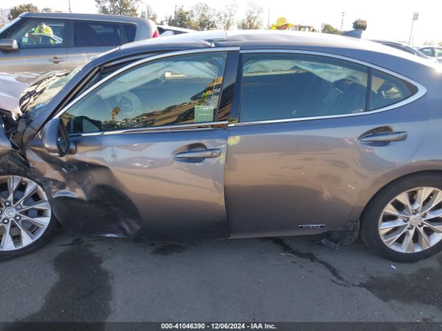 JTHBW1GG6F2093408 Lexus ES 300H
