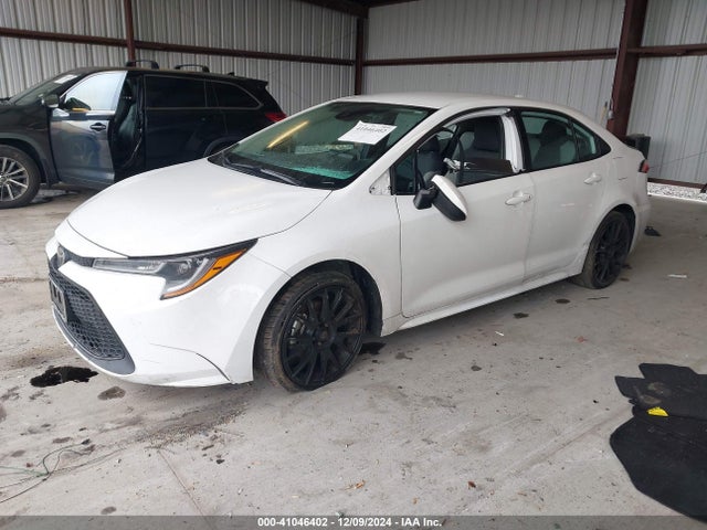 5YFEPMAE9NP305562 Toyota COROLLA LE