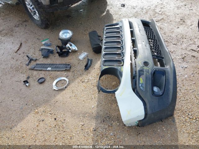 ZACCJABB8JPH48229 Jeep Renegade Altitude Fwd