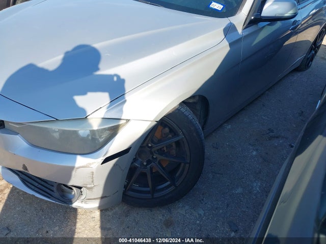 WBA3C3C54EF984977 BMW 320i Xdrive