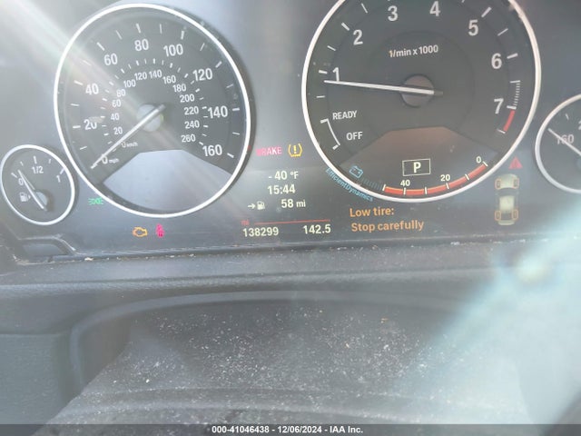 WBA3C3C54EF984977 BMW 320i Xdrive