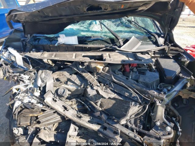5N1AT3AA6MC738745 Nissan Rogue S Fwd