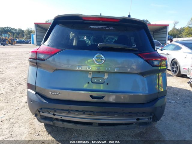 5N1AT3AA6MC738745 Nissan Rogue S Fwd