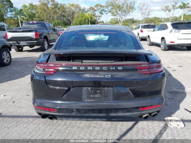 WP0AB2A71HL121006 Porsche Panamera 4s