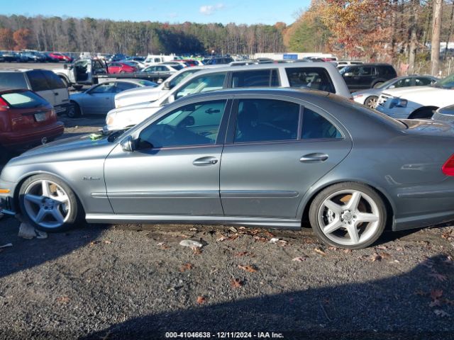 2008 MERCEDES-BENZ E 63 AMG WDBUF77X98B241405 Photo 2