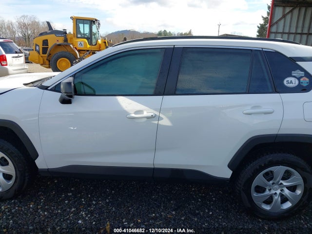 Toyota RAV4 LE 2020 2T3F1RFV8LW129117 Image 14