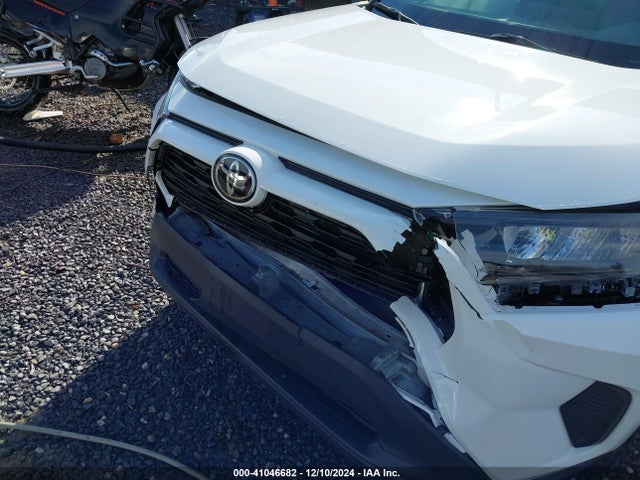 Toyota RAV4 LE 2020 2T3F1RFV8LW129117 Image 17