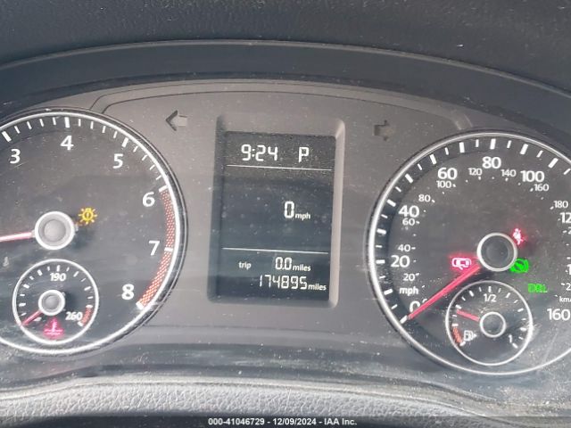 1VWAP7A32EC009481 Volkswagen Passat 2.5l S