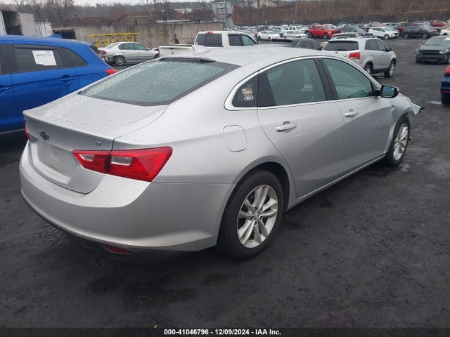 Chevrolet MALIBU LT 2018 1G1ZD5ST6JF123874 Image 4