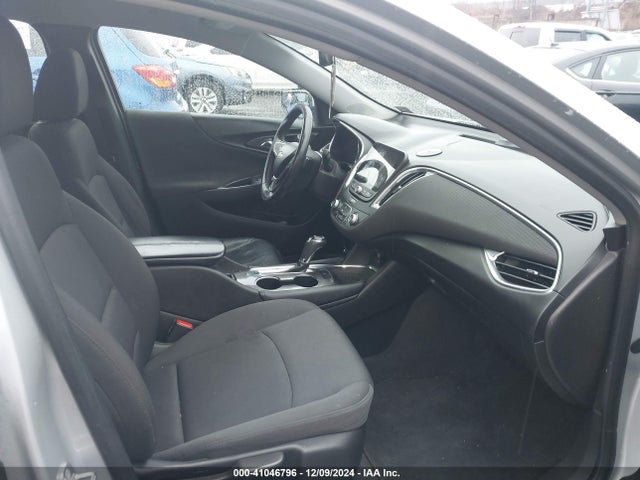 Chevrolet MALIBU LT 2018 1G1ZD5ST6JF123874 Image 5