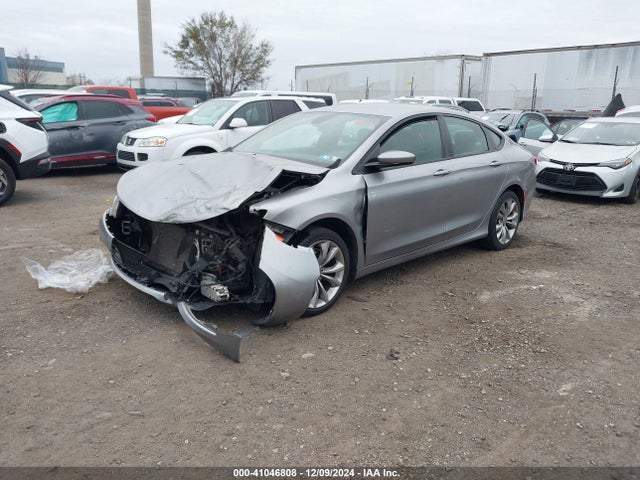 1C3CCCBB6FN725817 Chrysler 200 S