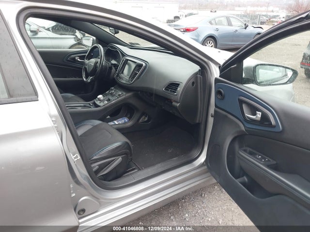 1C3CCCBB6FN725817 Chrysler 200 S
