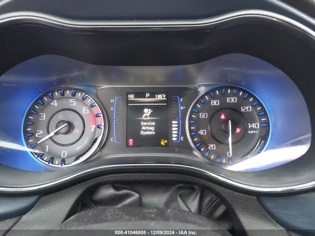 1C3CCCBB6FN725817 Chrysler 200 S