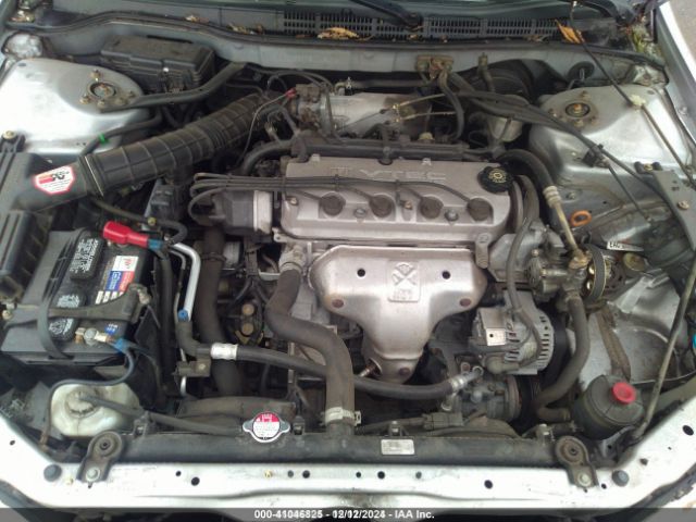 2002 HONDA ACCORD SDN 1HGCG56772A002059 Photo 9