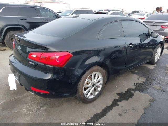 KNAFX6A86G5620732 KIA Forte Koup Ex