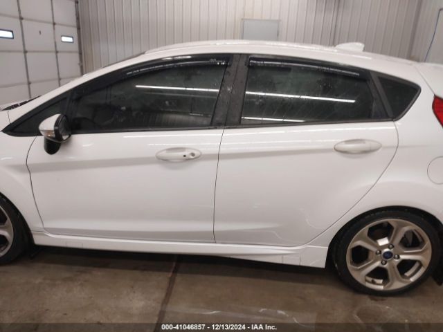 3FADP4GX5GM146916 Ford FIESTA ST