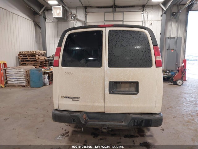 1GAZGZFG5E1117837 Chevrolet Express 3500 Ls