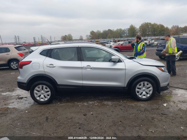 JN1BJ1CR1JW262326 Nissan Rogue Sport S