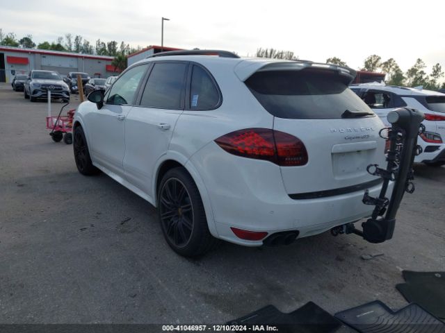 2013 PORSCHE CAYENNE WP1AD2A27DLA76239 Photo 2
