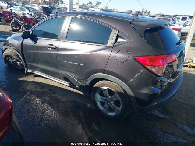 Honda HR-V LX 2016 3CZRU5H32GM727133 Image 3