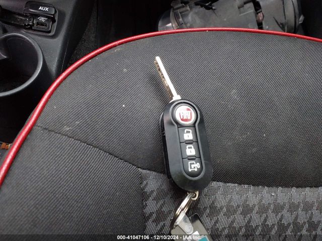 2019 FIAT 500 3C3CFFKH8KT757692 Photo 10