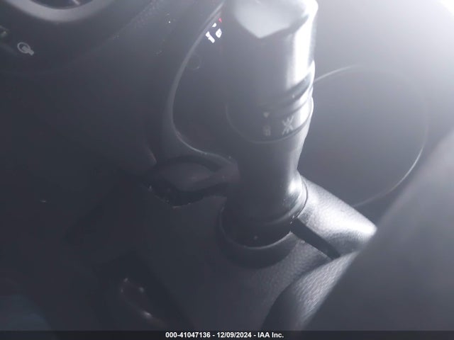 KIA SOUL + 2014 KNDJP3A52E7007414 Image 12