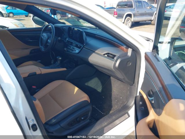 58ADZ1B14NU128104 Lexus ES 350