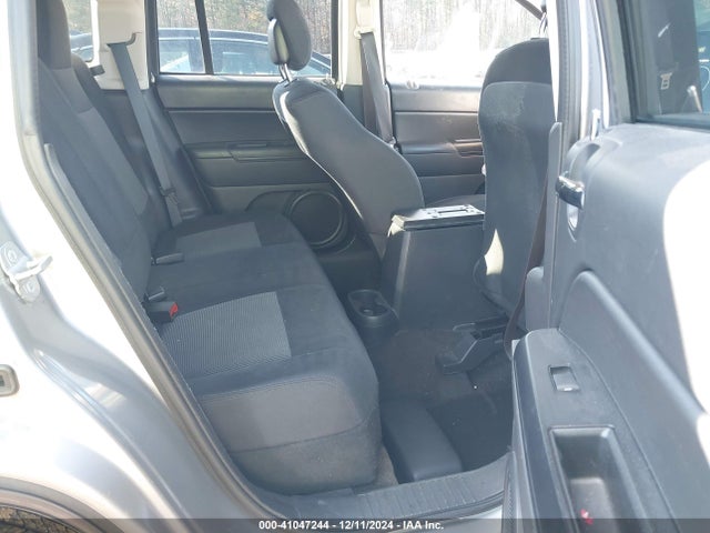 1C4NJCBB9ED754551 Jeep Compass Sport