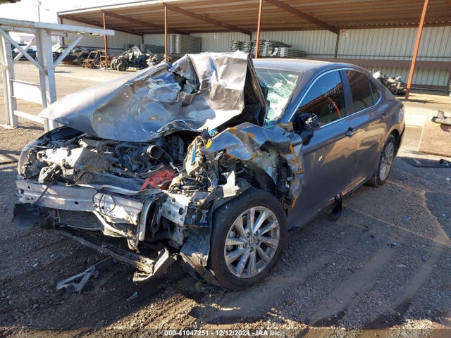 4T1C11AKXMU446523 Toyota CAMRY LE