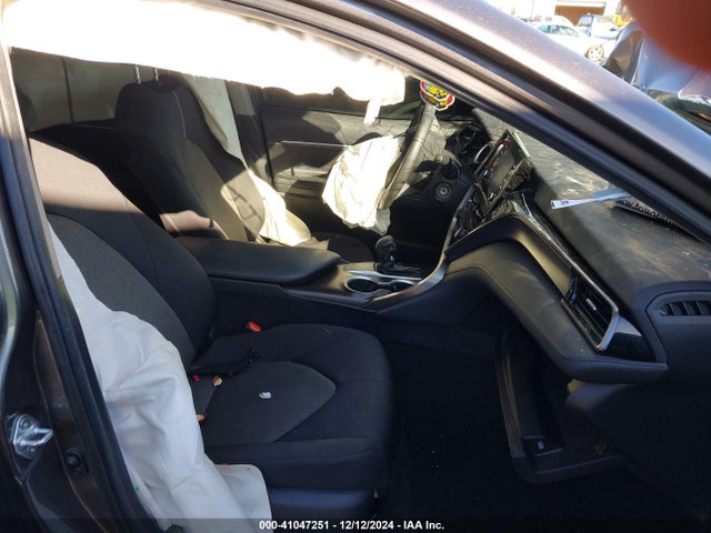 4T1C11AKXMU446523 Toyota CAMRY LE