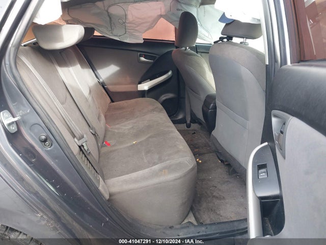 Toyota Prius Two 2014 JTDKN3DU9E0385915 Image 8