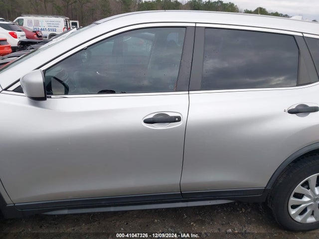 Nissan ROGUE S 2018 KNMAT2MT1JP617797 Image 14