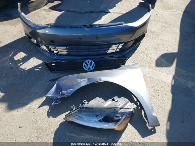 3VW2K7AJXFM215987 Volkswagen Jetta 2.0l S