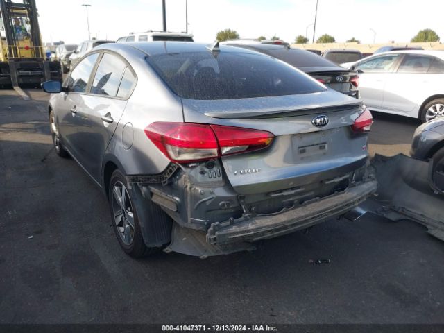 3KPFL4A75JE241274 KIA FORTE S