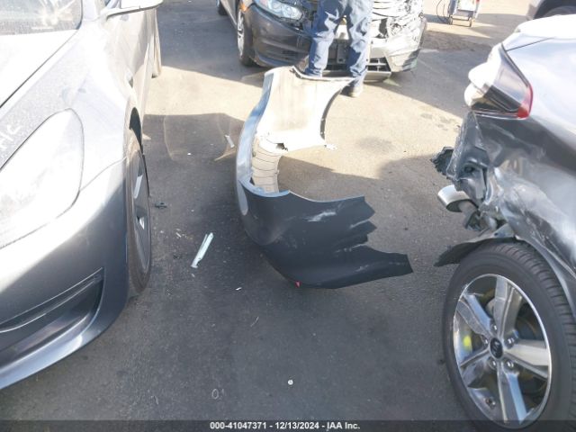 3KPFL4A75JE241274 KIA FORTE S