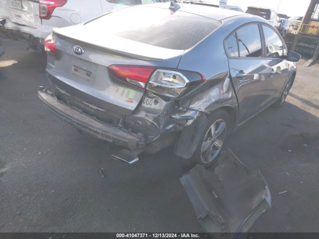 3KPFL4A75JE241274 KIA FORTE S