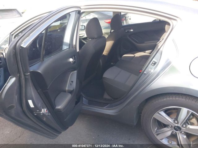 3KPFL4A75JE241274 KIA FORTE S