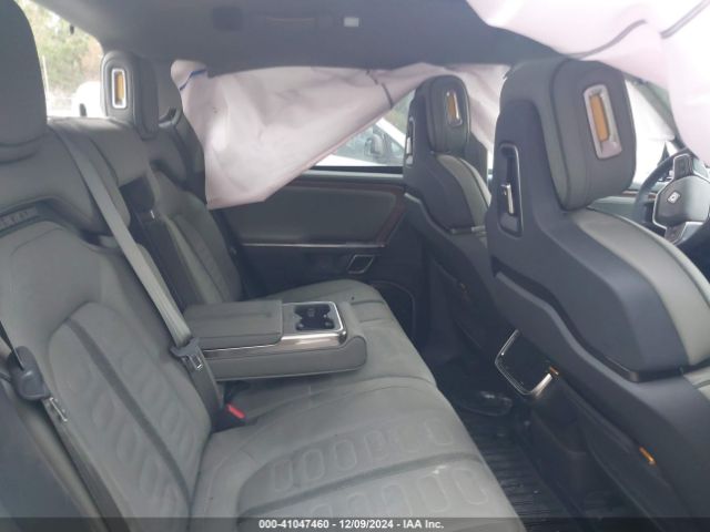2023 RIVIAN R1T 7FCTGBAA7PN029823 Photo 7
