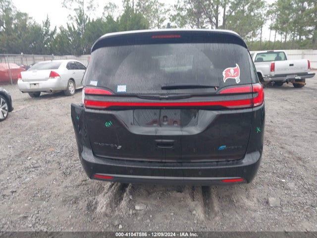 2C4RC1S72NR227458 Chrysler Pacifica Hybrid Limited