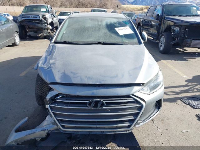 5NPD84LF2HH040676 Hyundai Elantra Limited