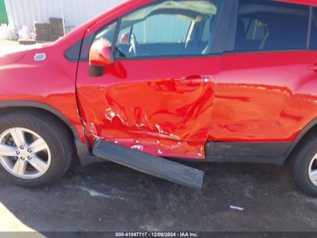 KL7CJKSB2LB340549 Chevrolet Trax Fwd Ls