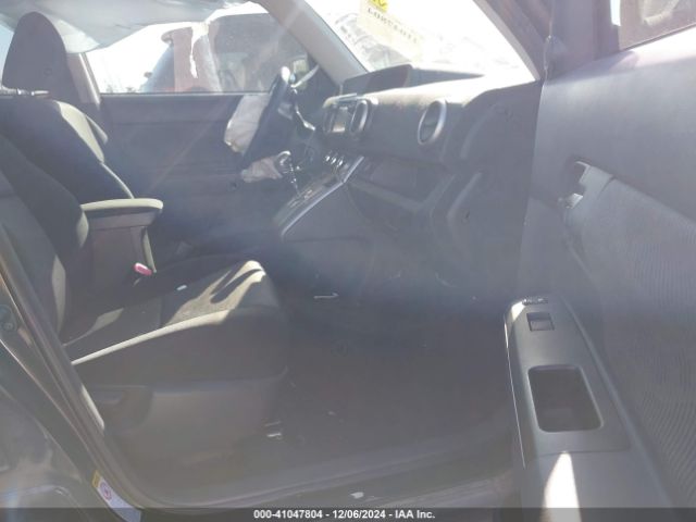 JTLZE4FE5FJ080566 Scion Xb 686 Parklan Edition