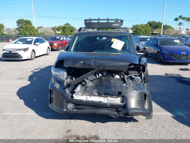 JTLZE4FE5FJ080566 Scion Xb 686 Parklan Edition
