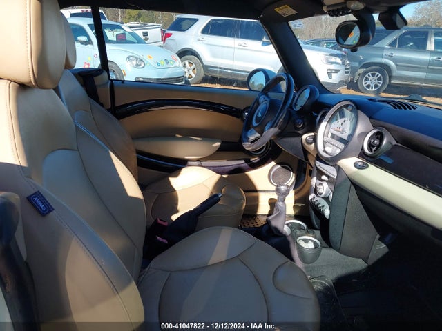 2009 MINI COOPER S WMWMS33569TG88859 Photo 4